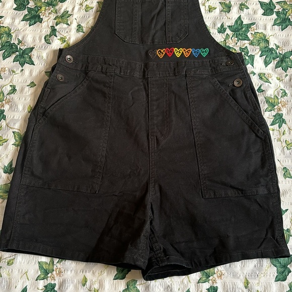 Black Overall Shorts with Embroidered Rainbow Hearts - Picture 5 of 8